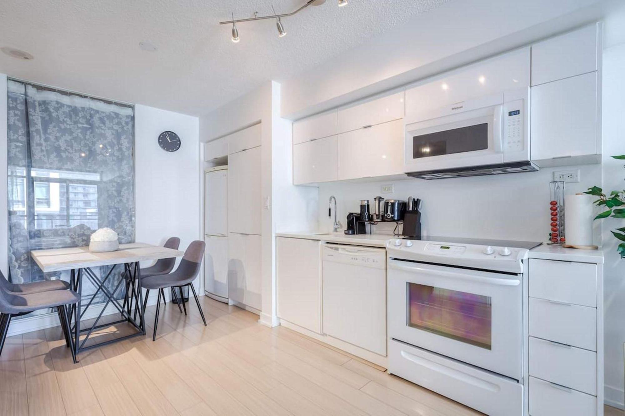 Globalstay New Fabulous Toronto Condo Exterior photo